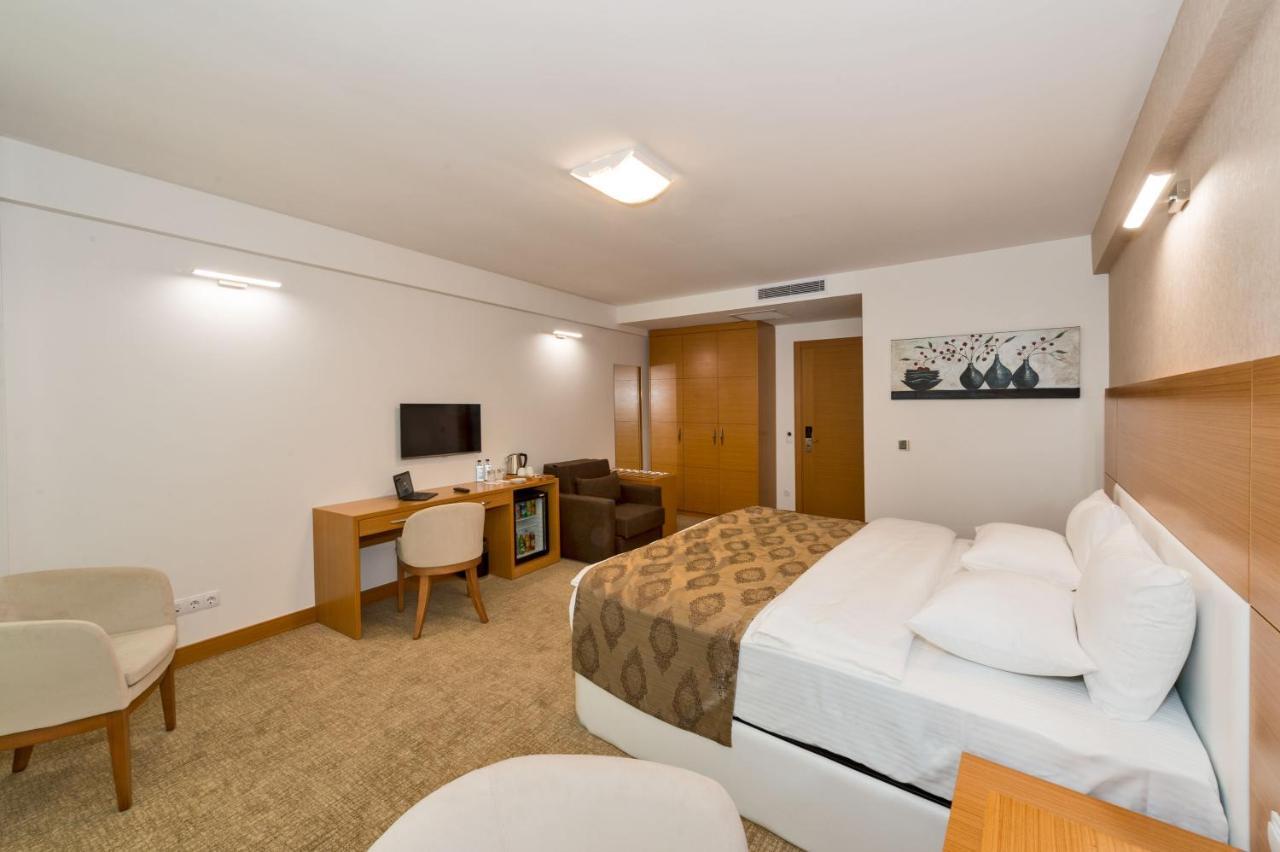 Mien W Suites Istanbul Exterior foto