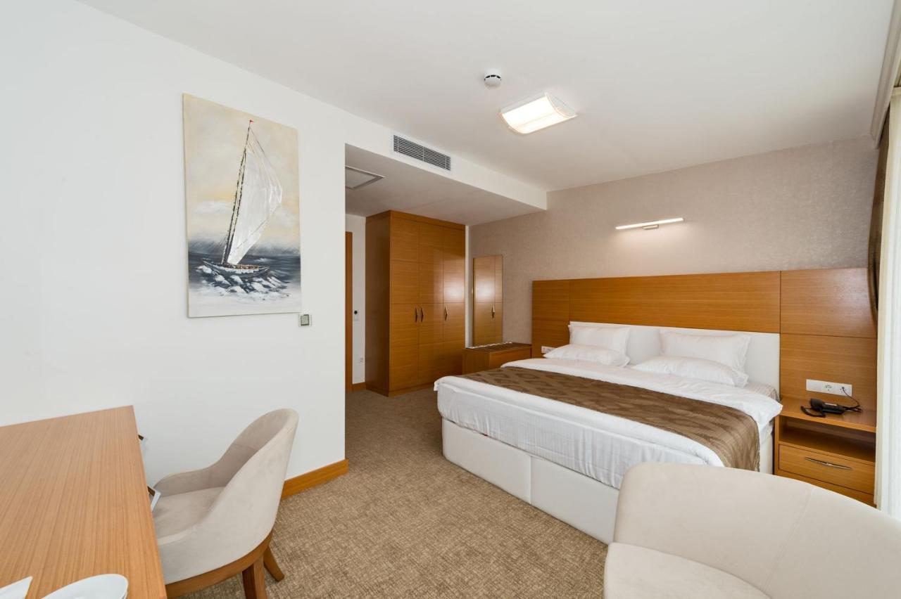 Mien W Suites Istanbul Exterior foto
