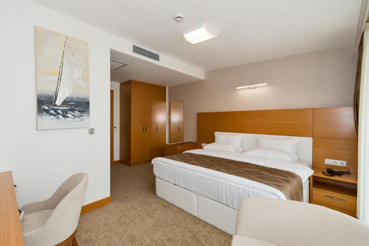 Mien W Suites Istanbul Exterior foto