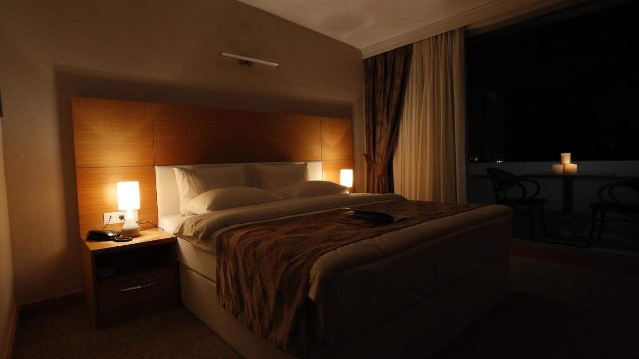 Mien W Suites Istanbul Exterior foto