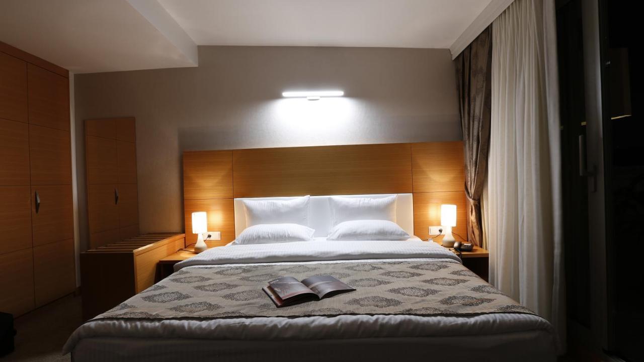 Mien W Suites Istanbul Exterior foto