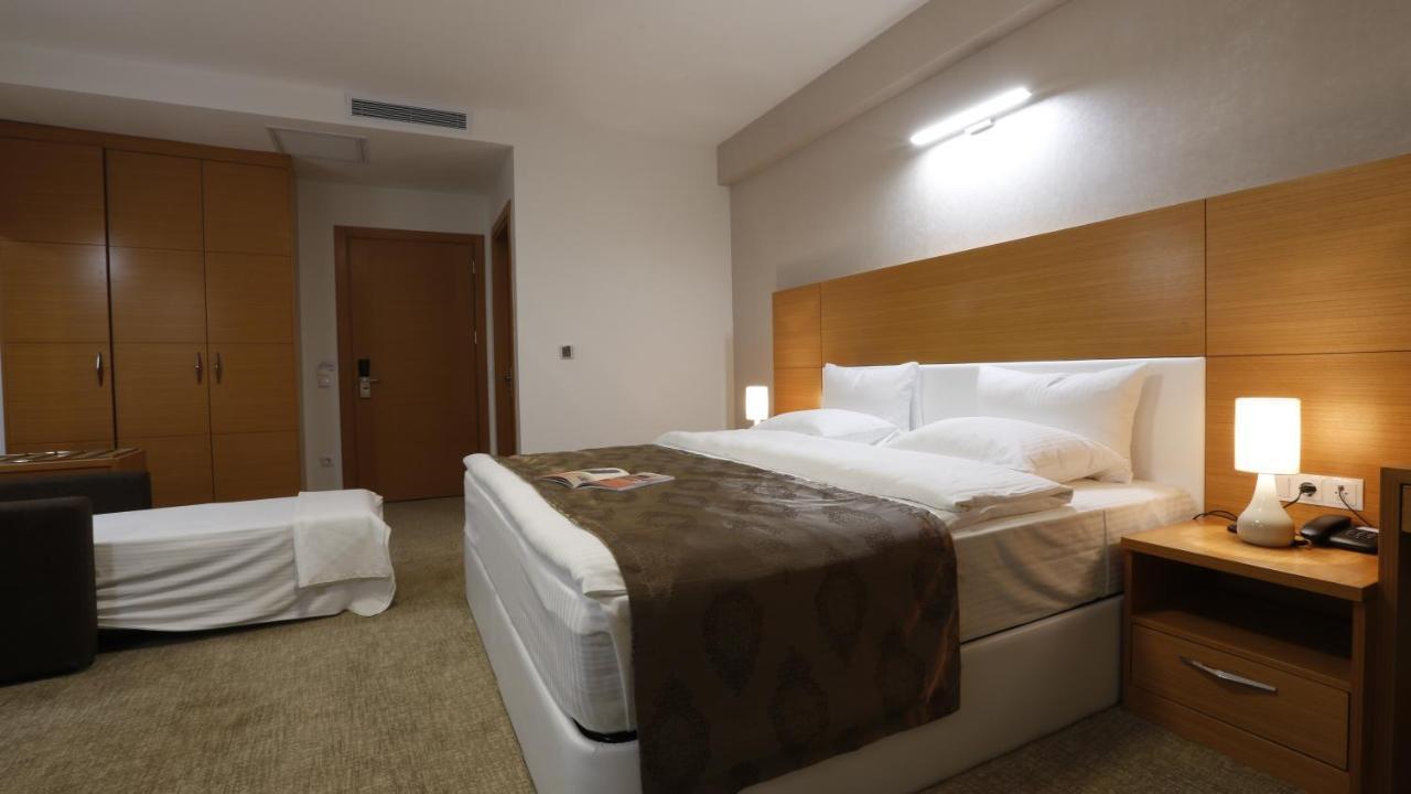 Mien W Suites Istanbul Exterior foto