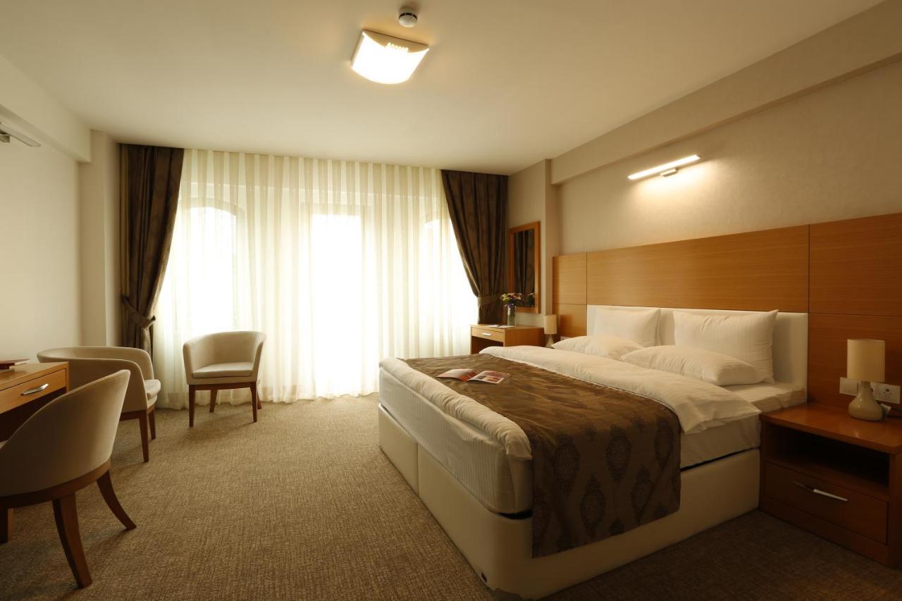 Mien W Suites Istanbul Exterior foto