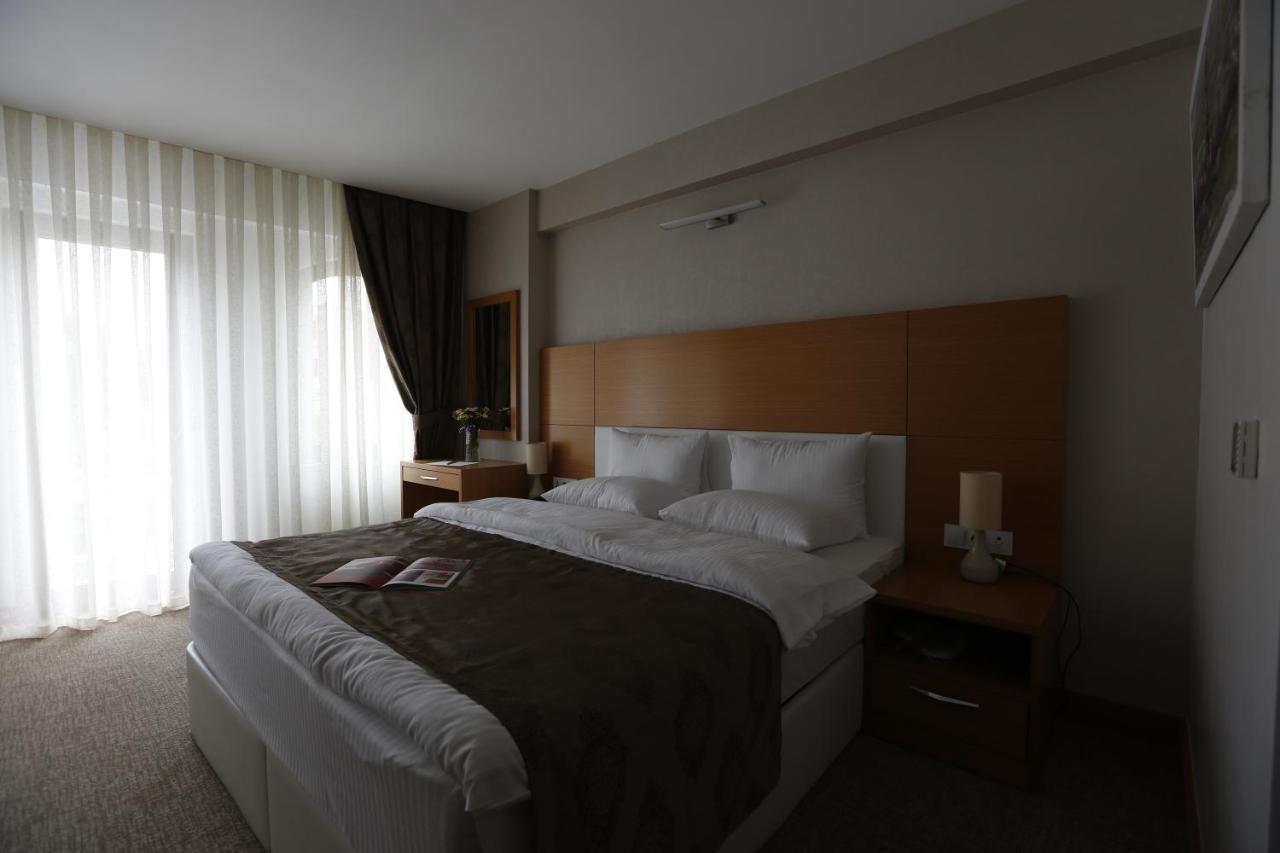 Mien W Suites Istanbul Exterior foto